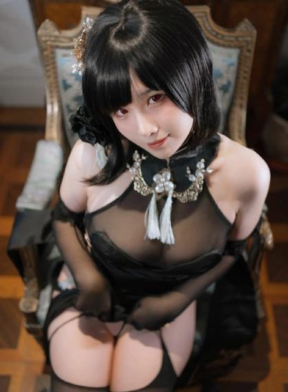 juliaann丝袜办公室大战